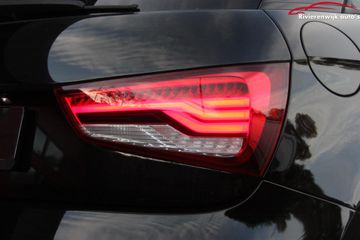 Voertuigafbeelding 10