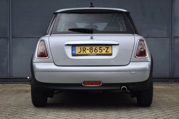 Voertuigafbeelding 16