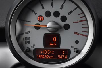 Voertuigafbeelding 24