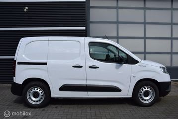 Voertuigafbeelding 3