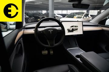 Voertuigafbeelding 3