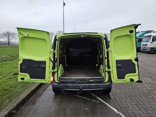 Voertuigafbeelding 9