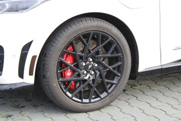 Voertuigafbeelding 7