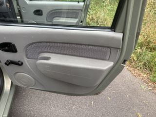 Voertuigafbeelding 32