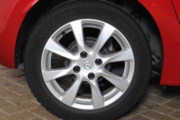 Voertuigafbeelding 4