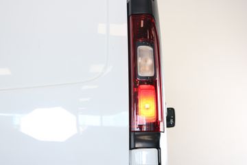 Voertuigafbeelding 7