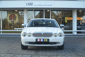 Voertuigafbeelding 12