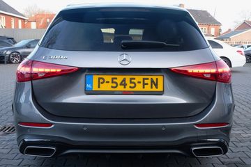 Voertuigafbeelding 8