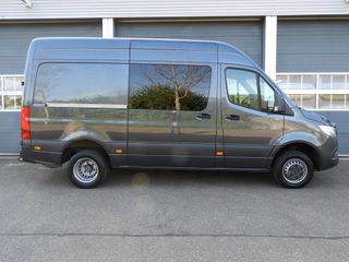 Voertuigafbeelding 3