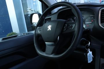 Voertuigafbeelding 25