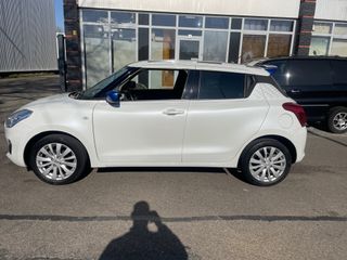 Voertuigafbeelding 3