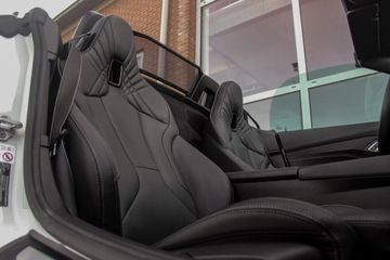 Voertuigafbeelding 16