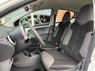 Voertuigafbeelding 4