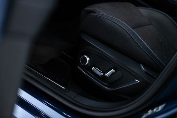 Voertuigafbeelding 32