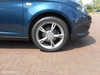 Voertuigafbeelding 11