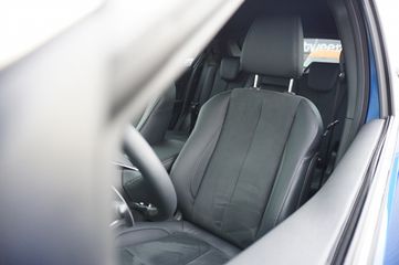 Voertuigafbeelding 17