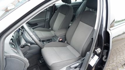 Voertuigafbeelding 4