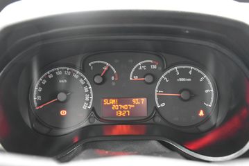 Voertuigafbeelding 13