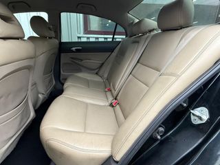 Voertuigafbeelding 12