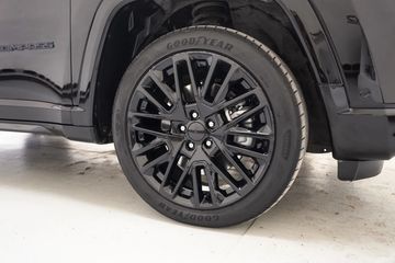 Voertuigafbeelding 33