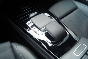 Voertuigafbeelding 9