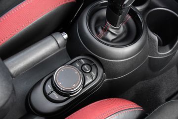 Voertuigafbeelding 26