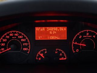 Voertuigafbeelding 23