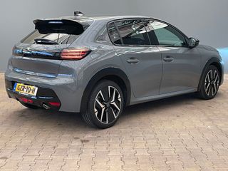 Voertuigafbeelding 12