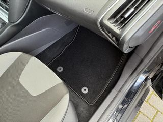 Voertuigafbeelding 36