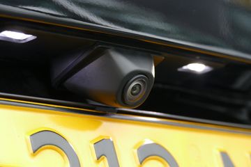 Voertuigafbeelding 6