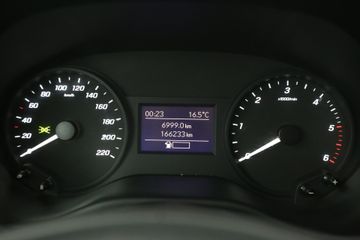 Voertuigafbeelding 13