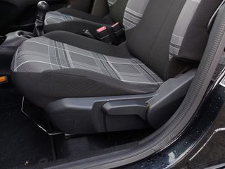 Voertuigafbeelding 18