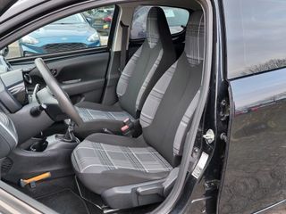 Voertuigafbeelding 6