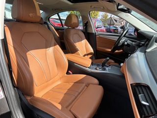 Voertuigafbeelding 11