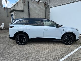 Voertuigafbeelding 8