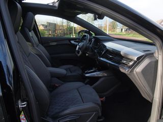 Voertuigafbeelding 12