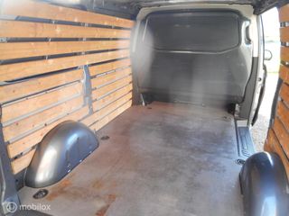 Voertuigafbeelding 7