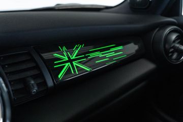 Voertuigafbeelding 19