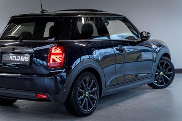 Voertuigafbeelding 32