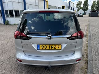 Voertuigafbeelding 8