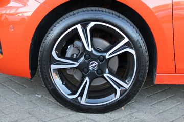 Voertuigafbeelding 8