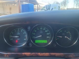 Voertuigafbeelding 27