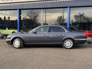 Voertuigafbeelding 3