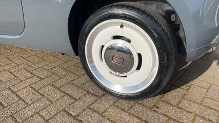 Voertuigafbeelding 16