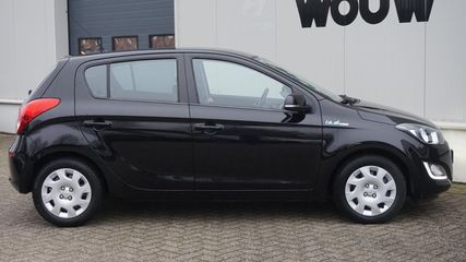 Voertuigafbeelding 3