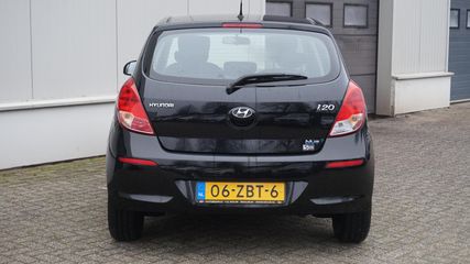 Voertuigafbeelding 6