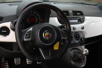 Voertuigafbeelding 10