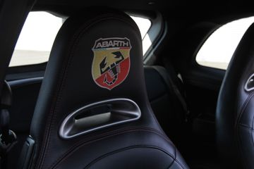 Voertuigafbeelding 11