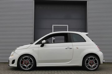 Voertuigafbeelding 2