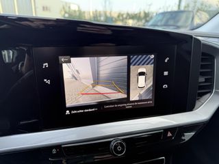 Voertuigafbeelding 12